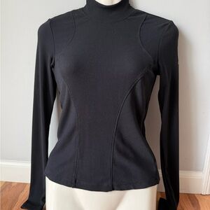 ALO Yoga Black Long Sleeve Top